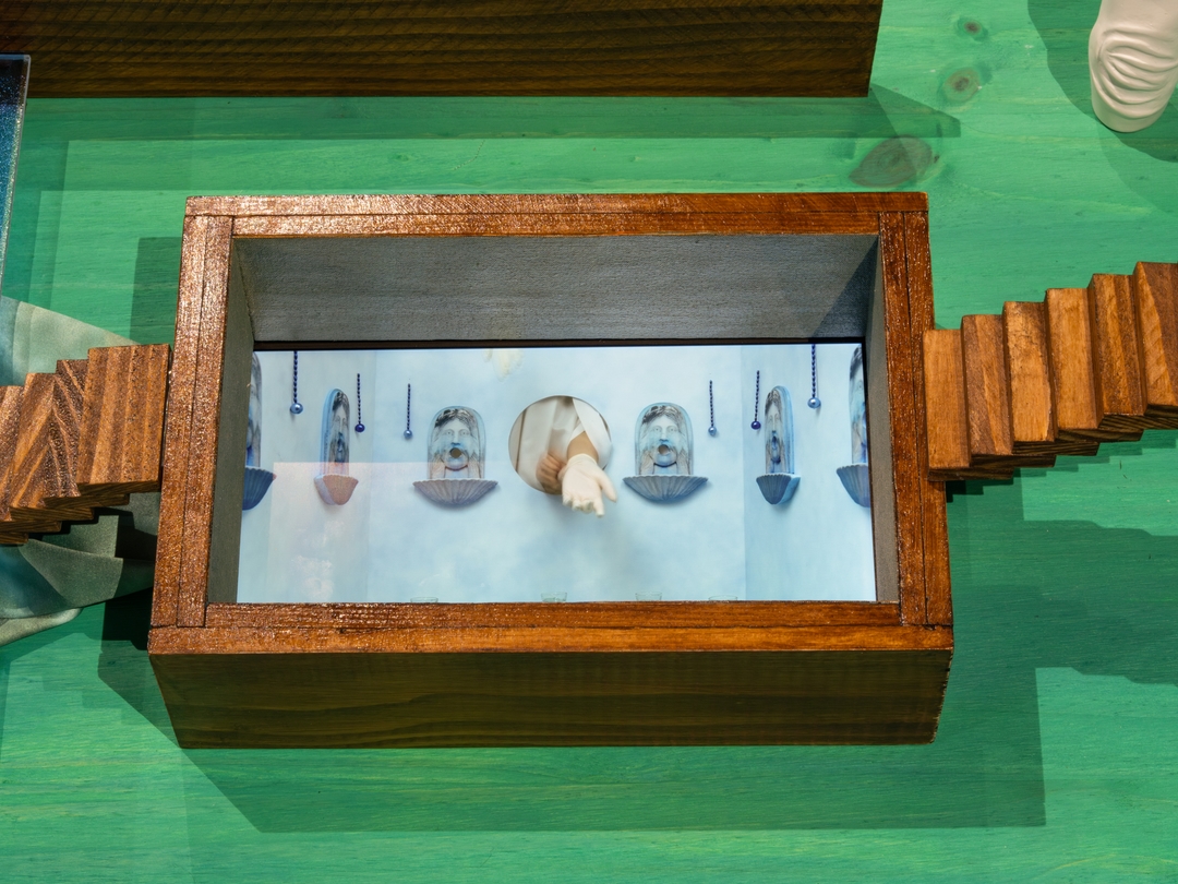 Installation view 10
